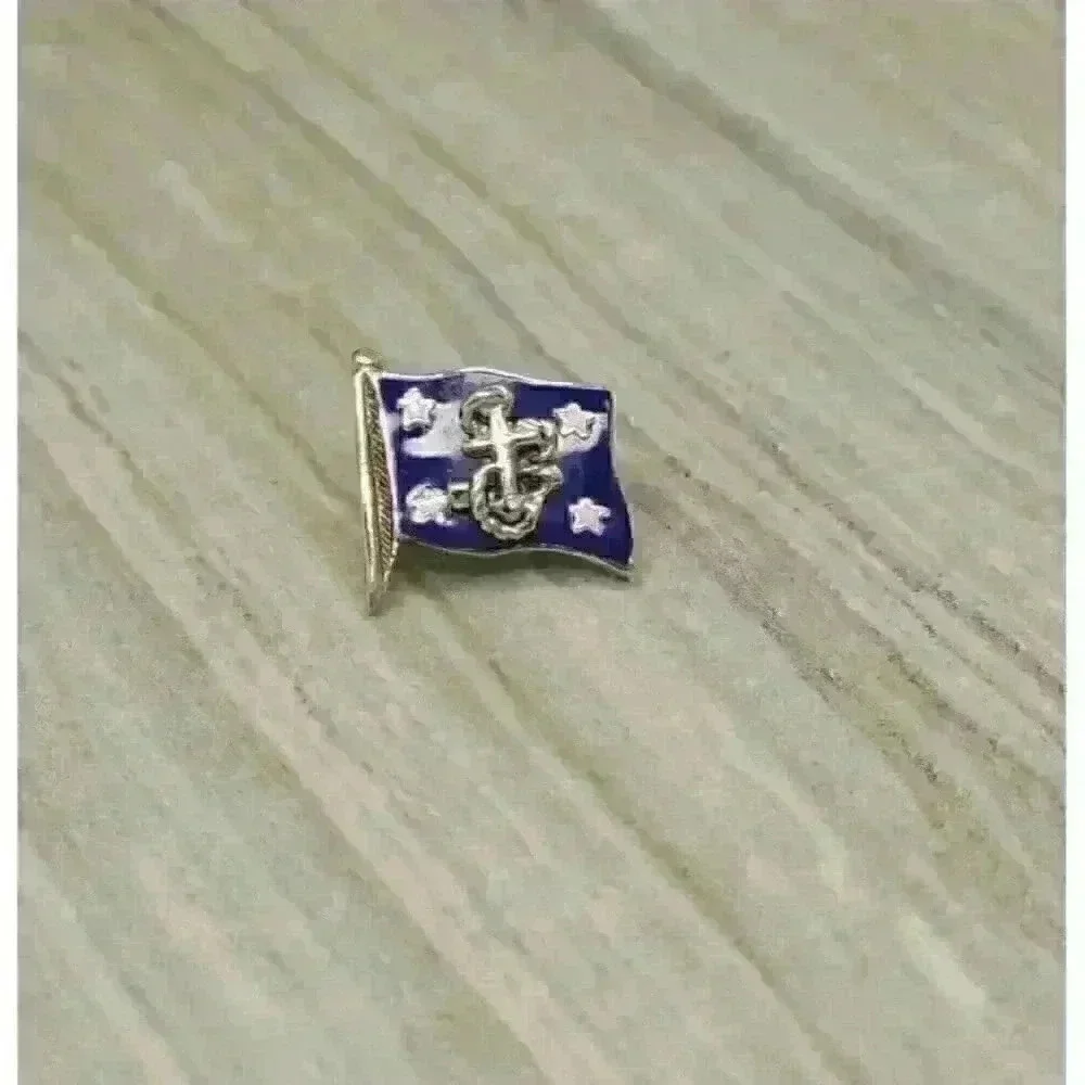 Tiffany & Co Vintage 14kt White Gold Navy Flag Lapel Pin - Picture 8 of 10